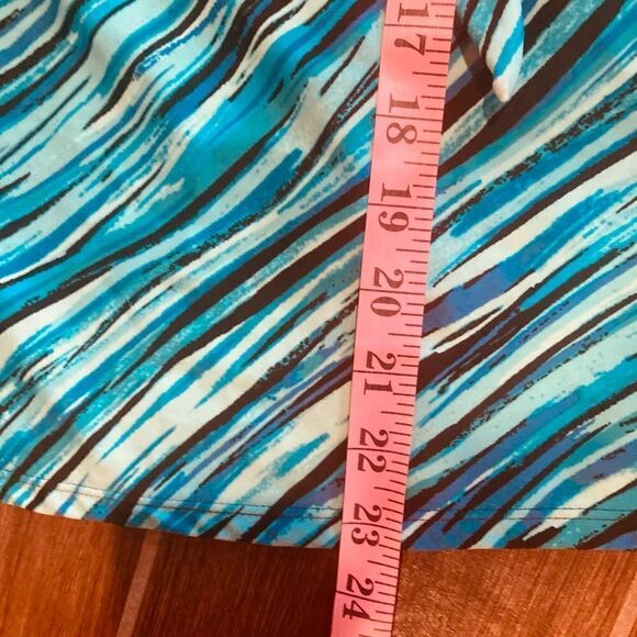 Attarco Turquoise and Black Tankini - Picture 5 of 7